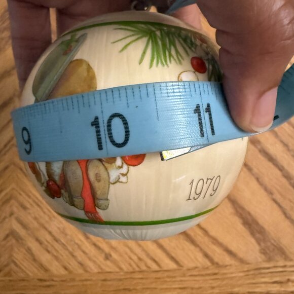 Hallmark Vintage 1979 Satin Ornament Spencer Sparrow Celebrating Keepsake - Picture 9 of 9